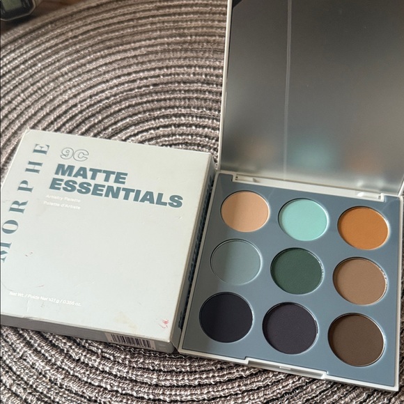 Morphe Matte Essentials Eyeshadow Palette 9C - Cream, Green, Brown Tones NIB - Picture 1 of 2